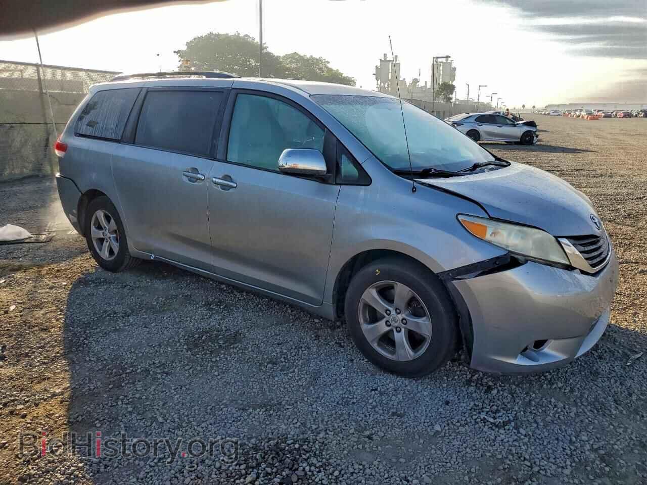 2011 TOYOTA All Models - VIN: 5TDKK3DC7BS027964 - Фото 4