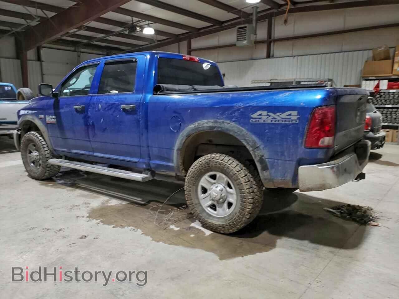 2017 RAM All Models - VIN: 3C6UR5CJ0HG740655 - Фото 2