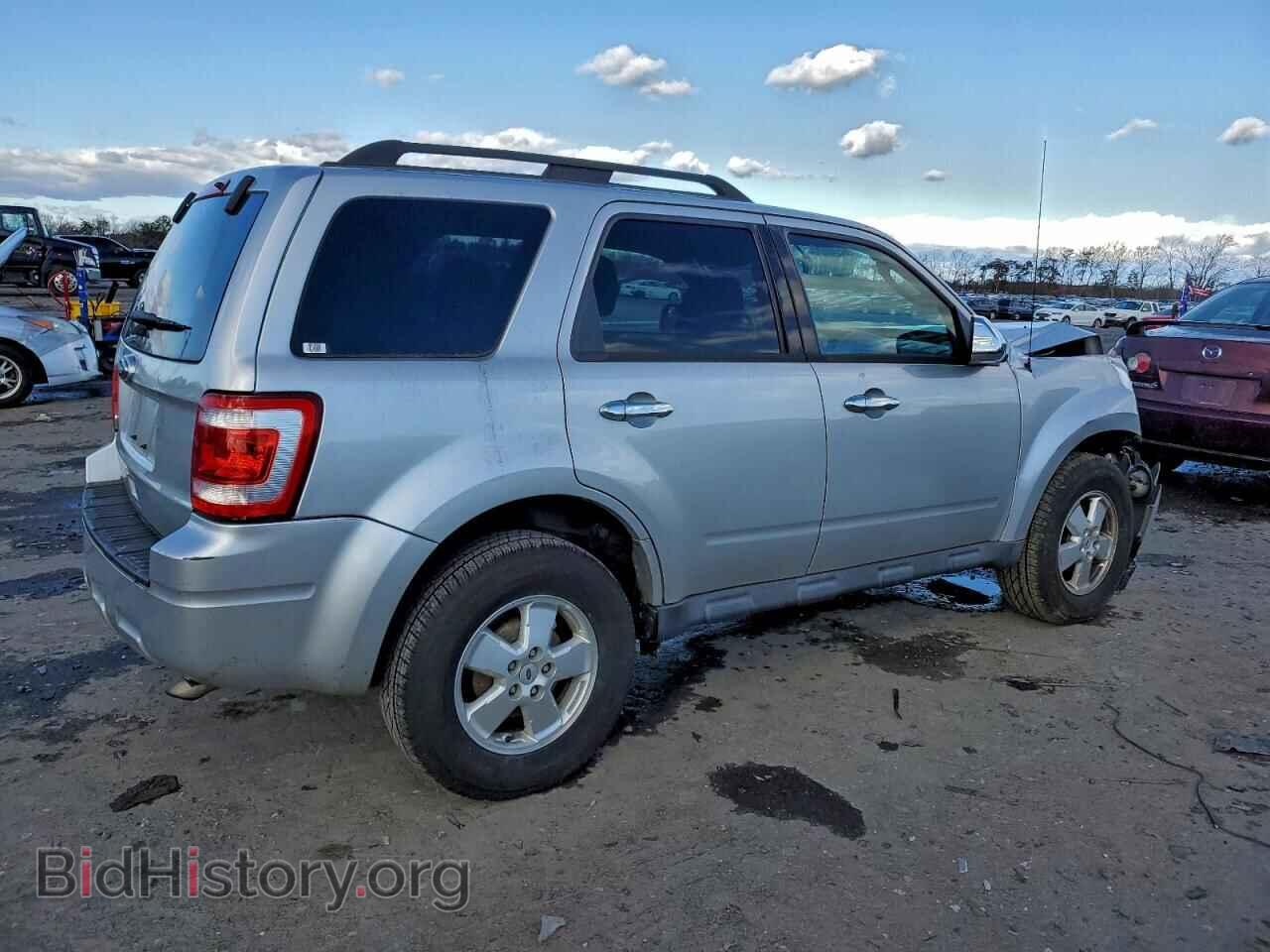 2011 FORD ESCAPE - VIN: 1FMCU9D76BKB91729 - Фото 3