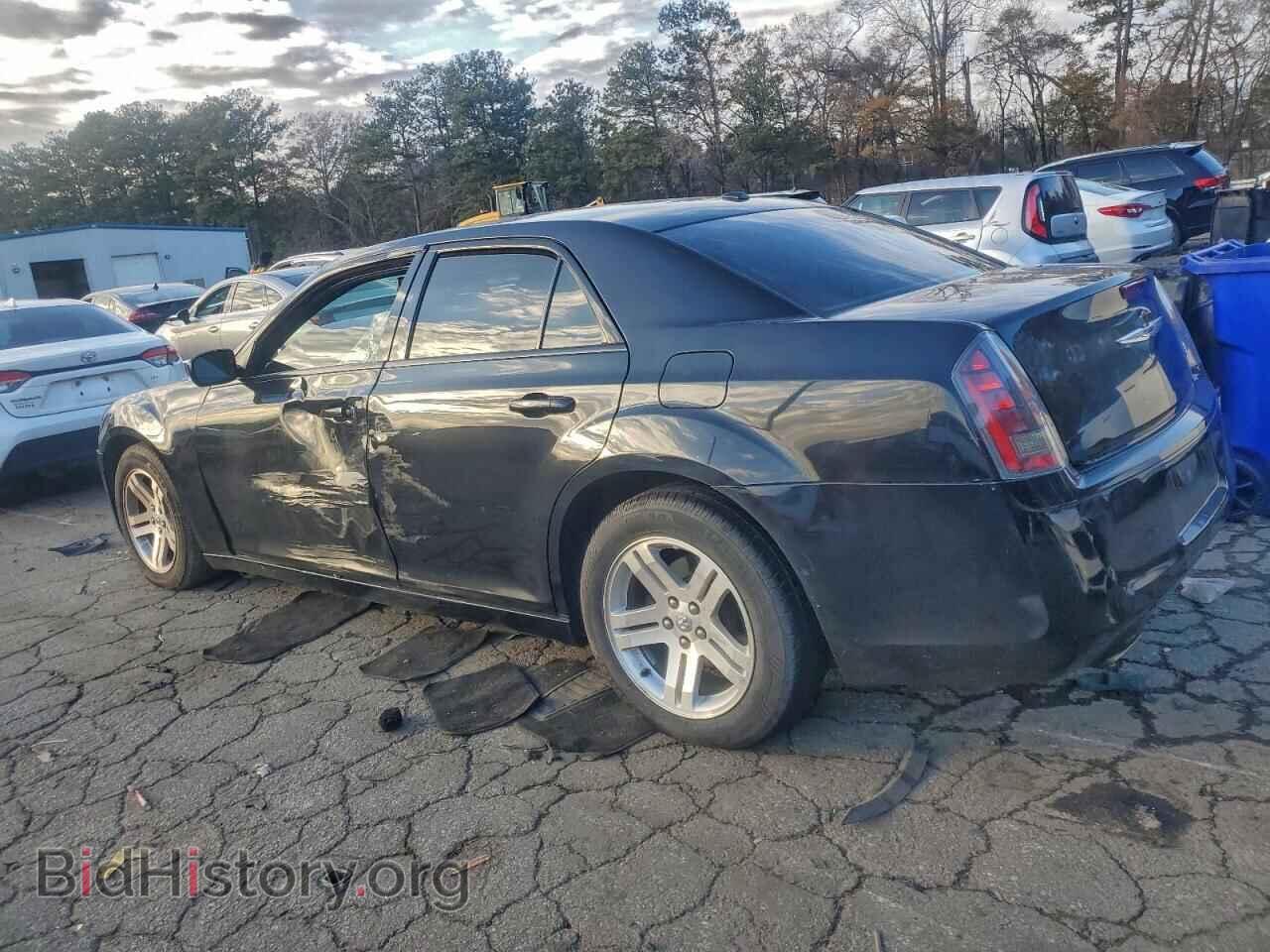 2014 CHRYSLER 300 - VIN: 2C3CCABG9EH377728 - Фото 2