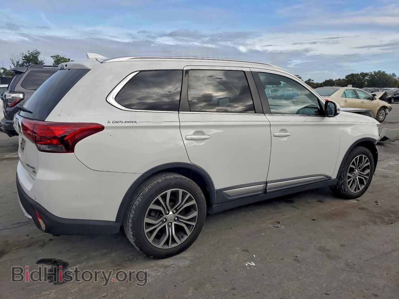 2018 MITSUBISHI OUTLANDER - VIN: JA4AD3A36JZ060312 - Фото 3