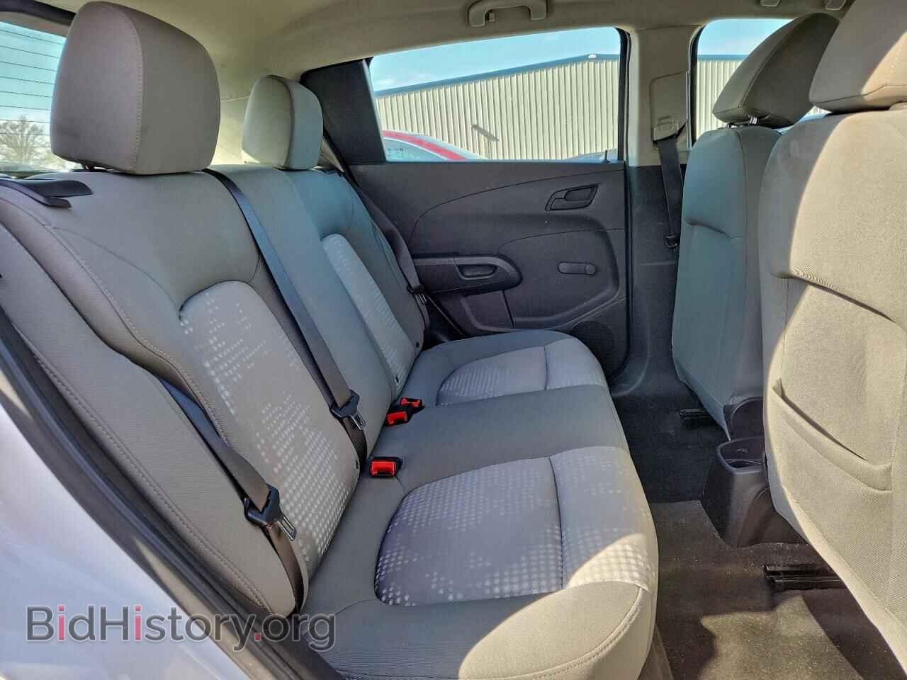 2017 CHEVROLET SONIC - VIN: 1G1JG6SH4H4167710 - Фото 10