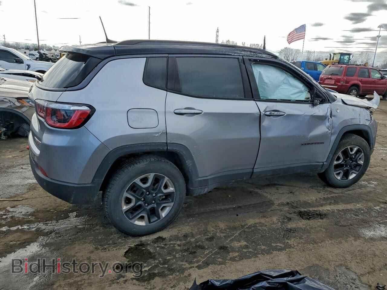 2018 JEEP COMPASS - VIN: 3C4NJDDB9JT191976 - Фото 3