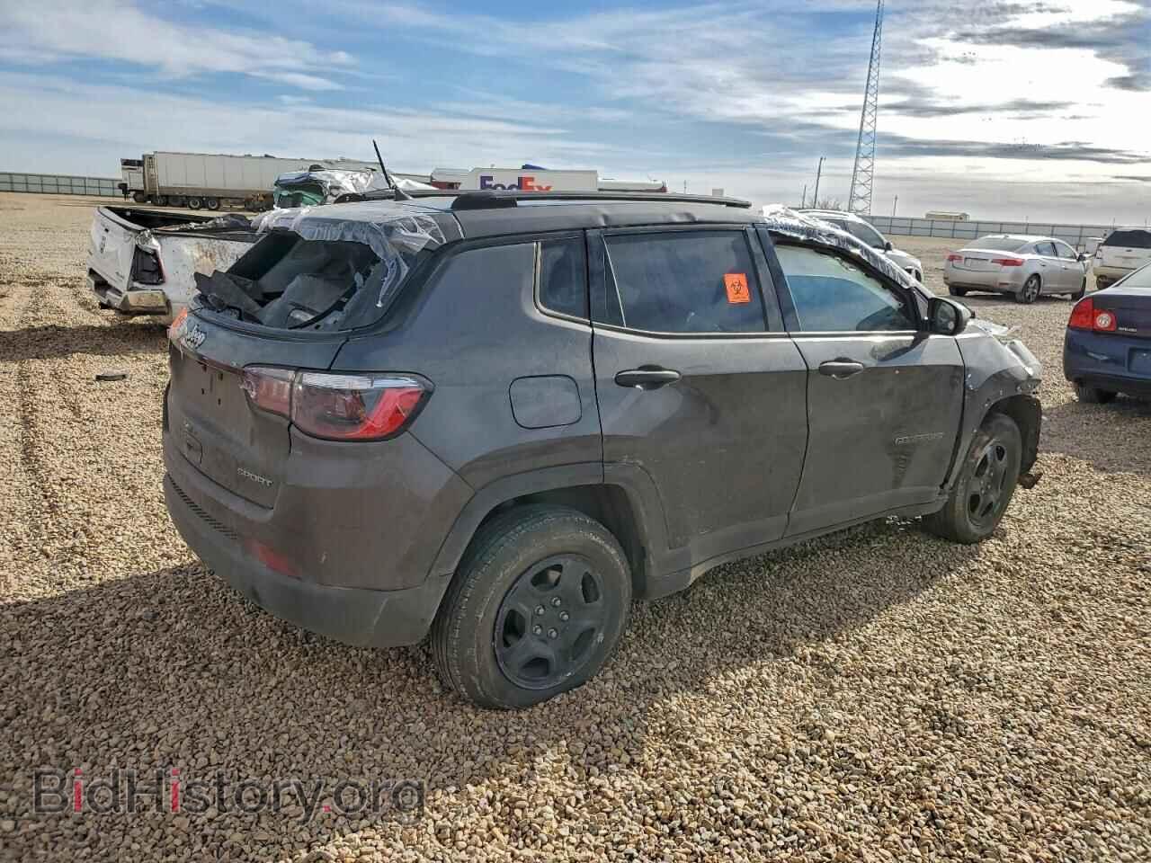 2018 JEEP COMPASS - VIN: 3C4NJCAB6JT411511 - Фото 3