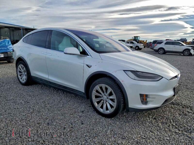 2018 Tesla MODEL X (VIN 5YJXCDE23JF101205) — photo 4 of 13