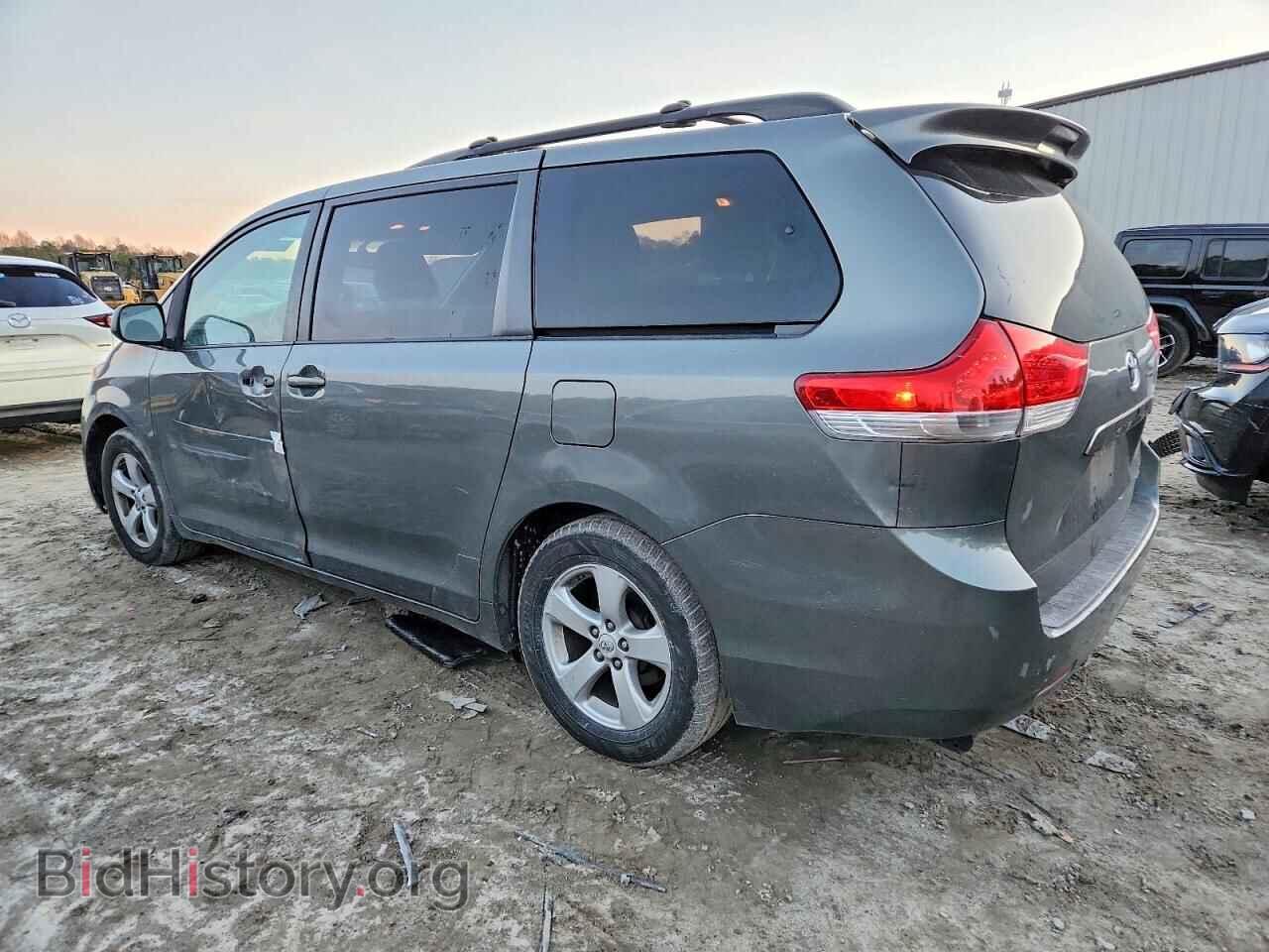 2011 TOYOTA All Models - VIN: 5TDKK3DC5BS078024 - Фото 2