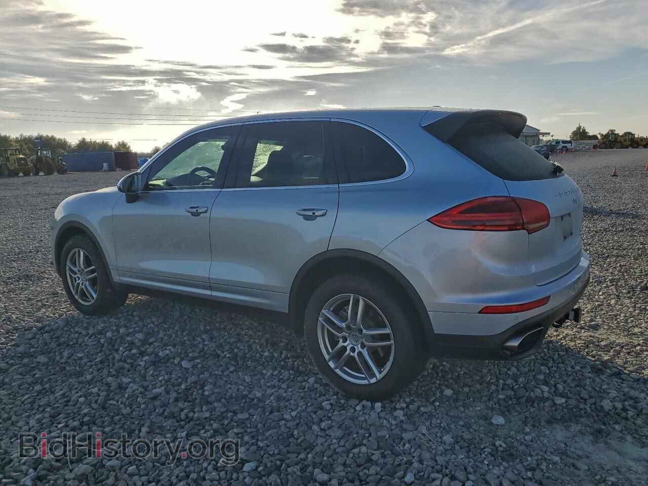 2018 PORSCHE CAYENNE - VIN: WP1AA2A26JKA06306 - Фото 2