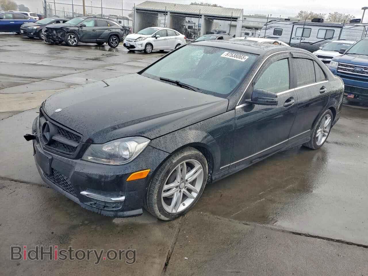 Photo WDDGF4HB3EA966988 - MERCEDES-BENZ C-CLASS 2014
