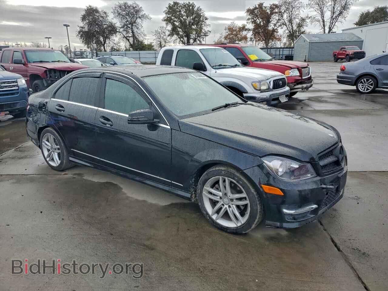 2014 MERCEDES-BENZ C-CLASS - VIN: WDDGF4HB3EA966988 - Фото 4