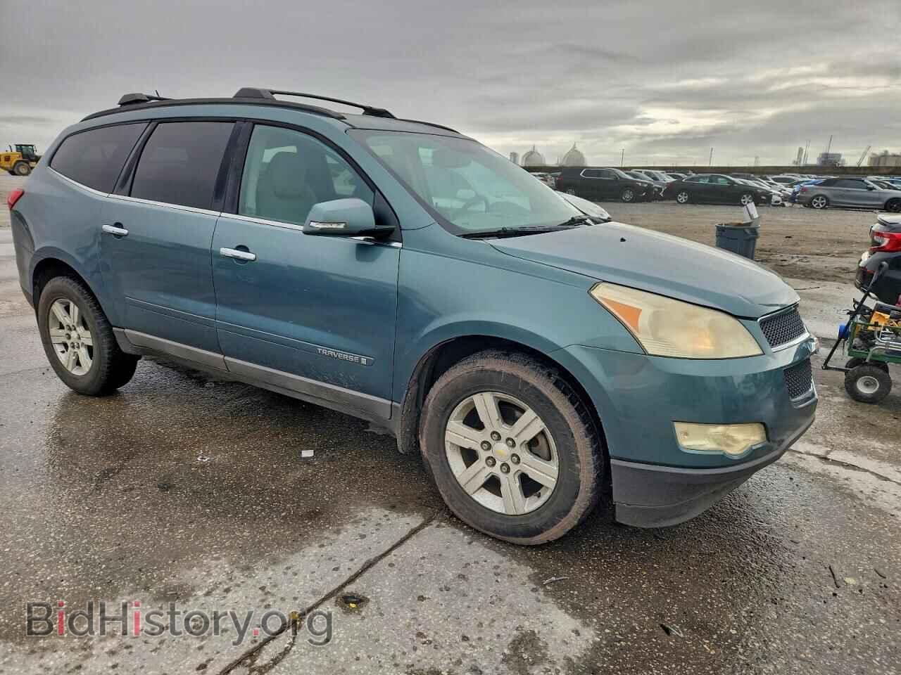 2009 CHEVROLET TRAVERSE - VIN: 1GNER23D09S177727 - Фото 4
