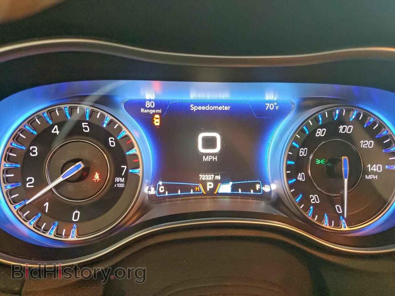 2018 CHRYSLER 300 - VIN: 2C3CCAAG7JH283505 - Фото 9