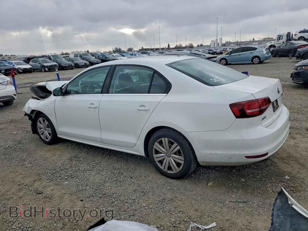 2017 VOLKSWAGEN JETTA - VIN: 3VW2B7AJ6HM217500 - Фото 2
