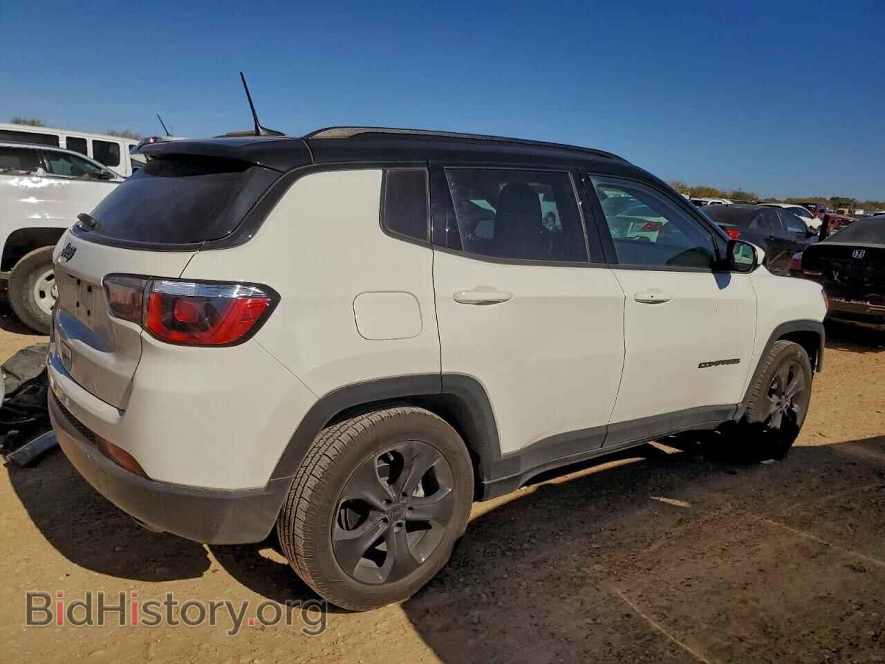 2019 JEEP COMPASS - VIN: 3C4NJCBB3KT809341 - Фото 3
