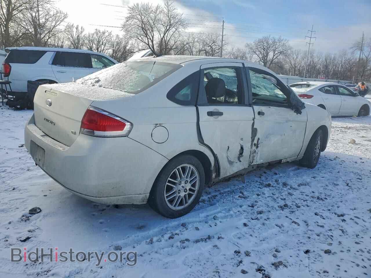 2011 FORD FOCUS - VIN: 1FAHP3FN9BW161987 - Photo 3