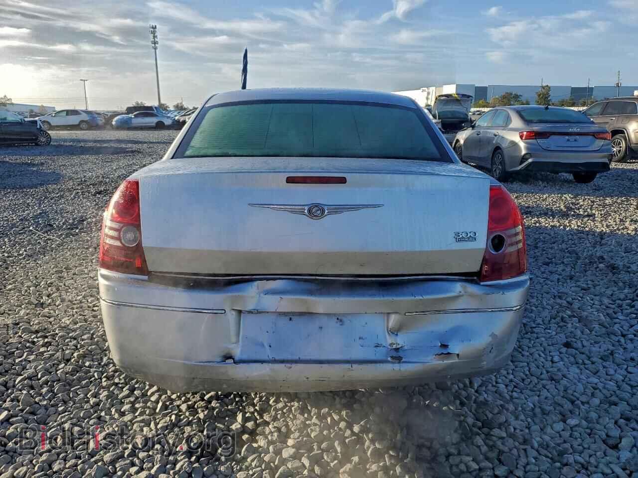 2010 CHRYSLER 300 - VIN: 2C3CA4CD4AH105304 - Фото 6
