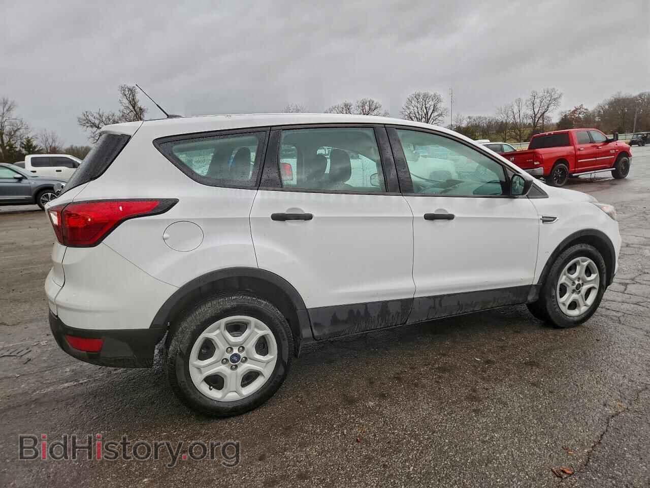 2019 FORD ESCAPE - VIN: 1FMCU0F70KUC03841 - Фото 3