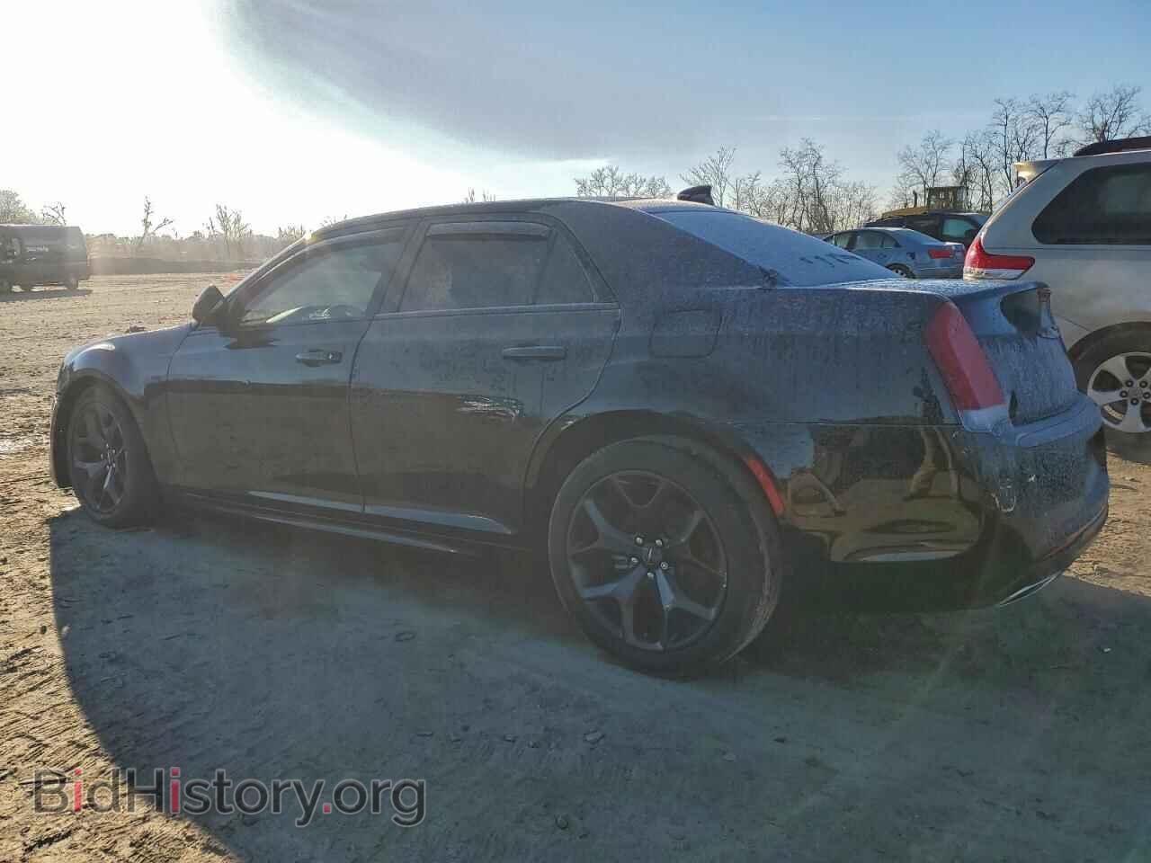 2021 CHRYSLER 300 - VIN: 2C3CCAAG3MH650405 - Фото 2