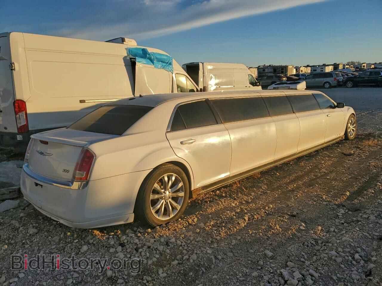 2013 CHRYSLER 300 - VIN: 2C3CCAAG0DH504382 - Фото 3