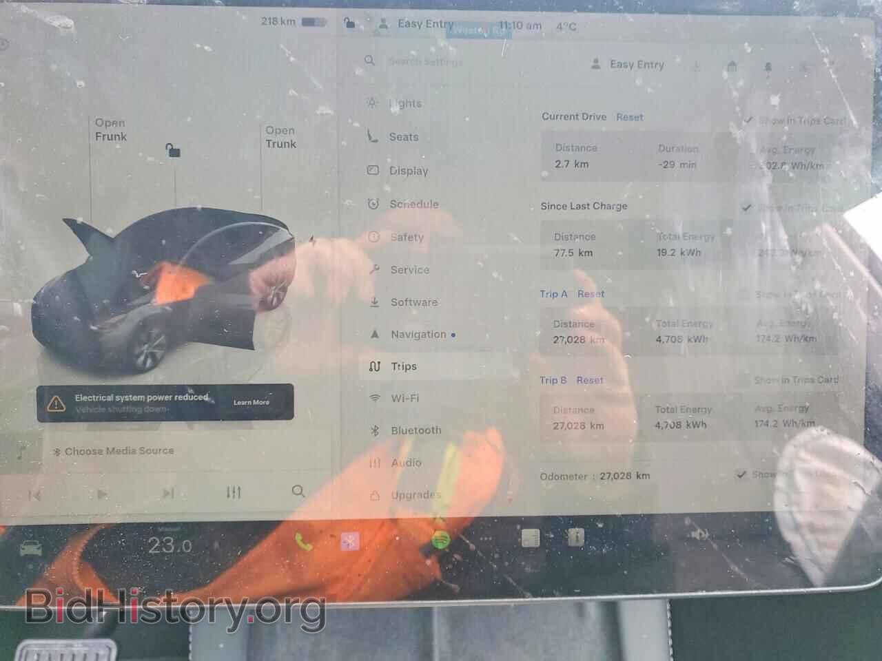 2023 TESLA MODEL Y - VIN: LRWYGDFD7PC938891 - Photo 9