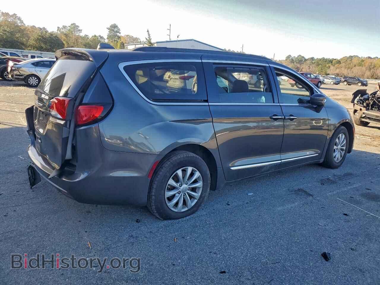 2017 CHRYSLER PACIFICA - VIN: 2C4RC1BG0HR684662 - Фото 3