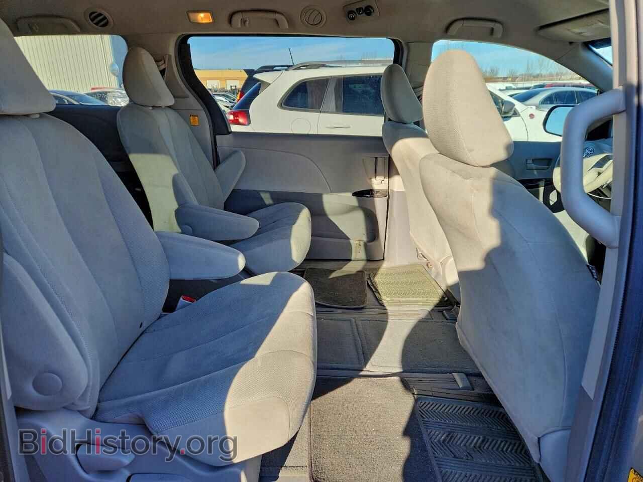 2011 TOYOTA All Models - VIN: 5TDZK3DC9BS020626 - Photo 11