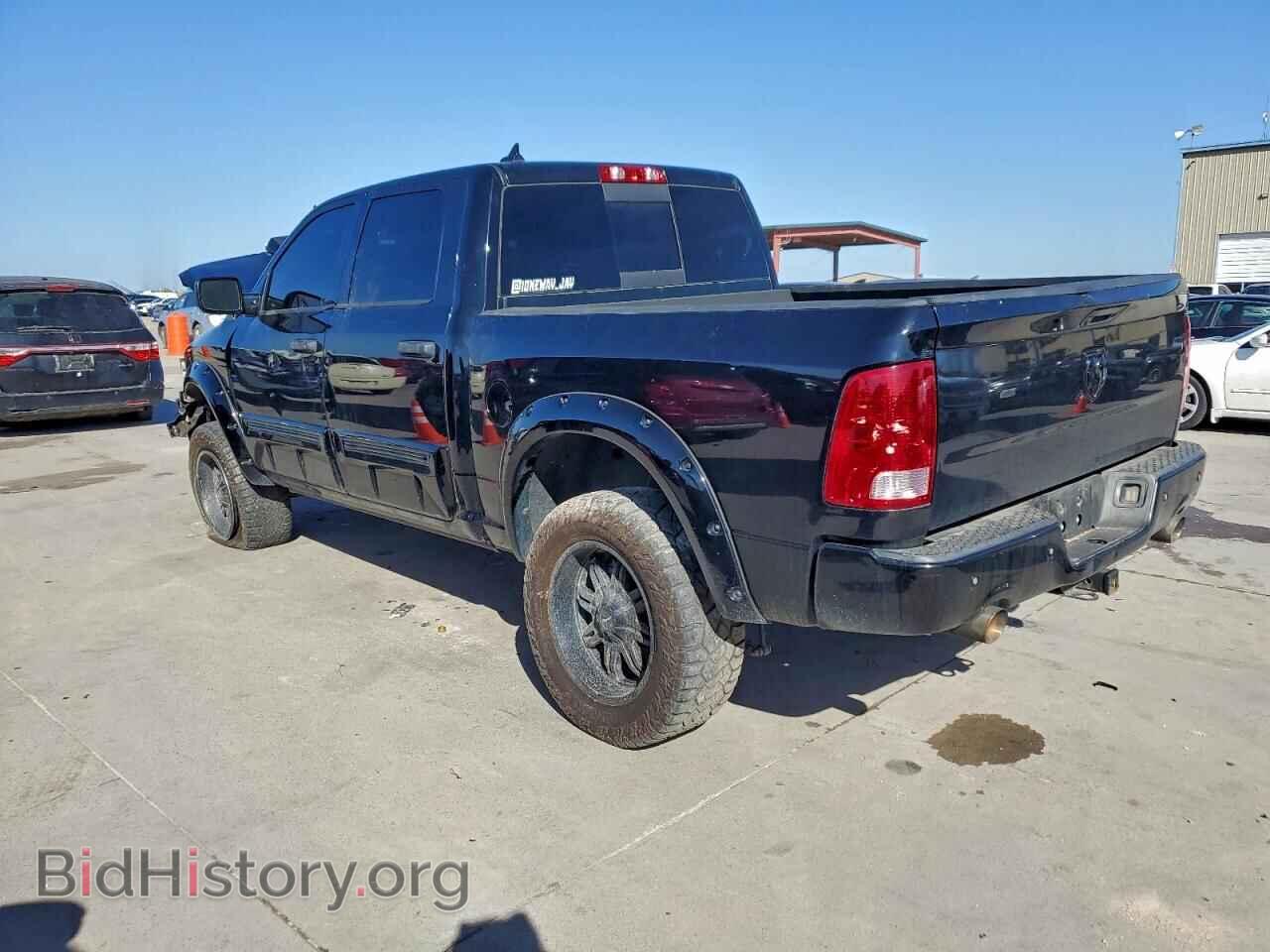 2016 RAM 1500 - VIN: 1C6RR7LT3GS193892 - Фото 2