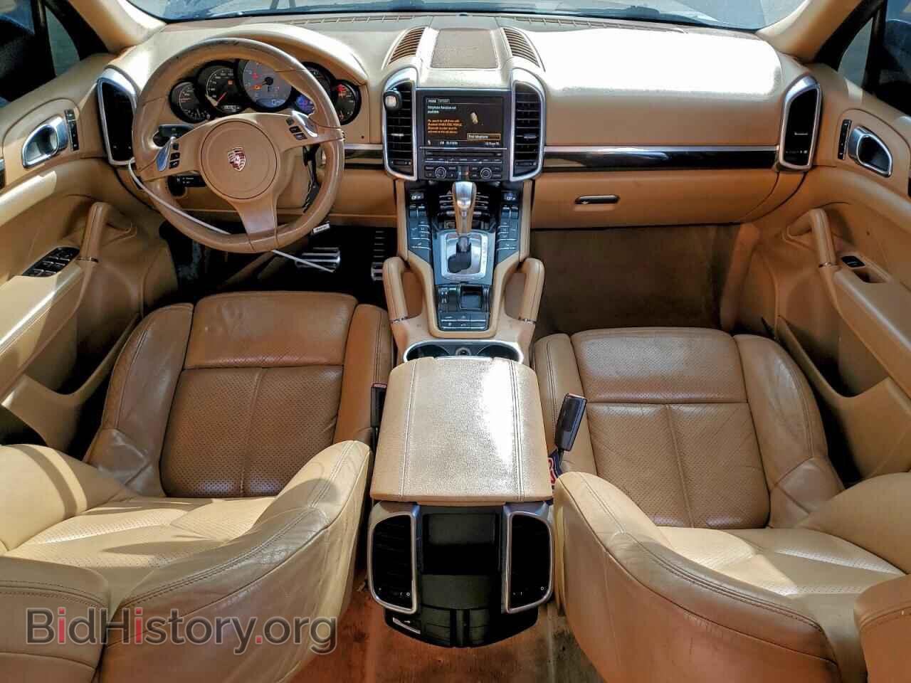 2011 PORSCHE CAYENNE - VIN: WP1AB2A24BLA42892 - Photo 8