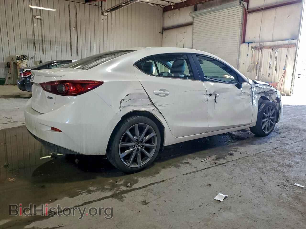 2018 MAZDA 3 - VIN: 3MZBN1V31JM170575 - Фото 3