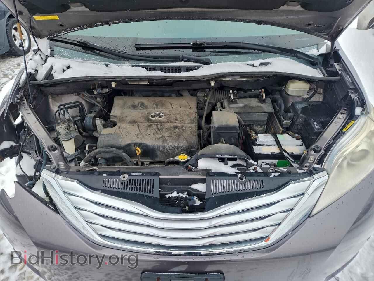 2011 TOYOTA All Models - VIN: 5TDYK3DC2BS033360 - Фото 12