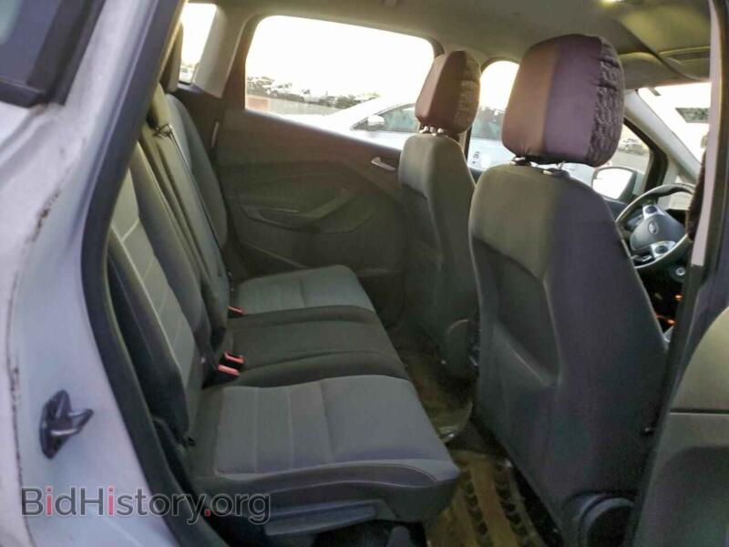 2014 Ford CMAX (VIN 1FADP5AU2EL505979) — photo 10 of 14