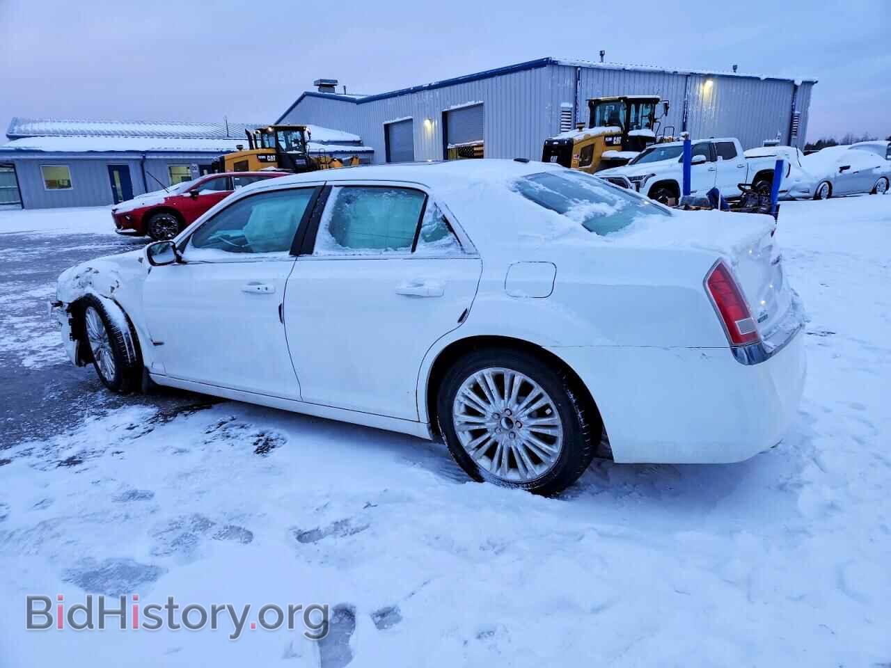 2013 CHRYSLER 300 - VIN: 2C3CCARG2DH539087 - Photo 2