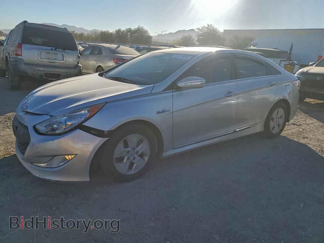 Фотография KMHEC4A49CA034664 - HYUNDAI SONATA 2012