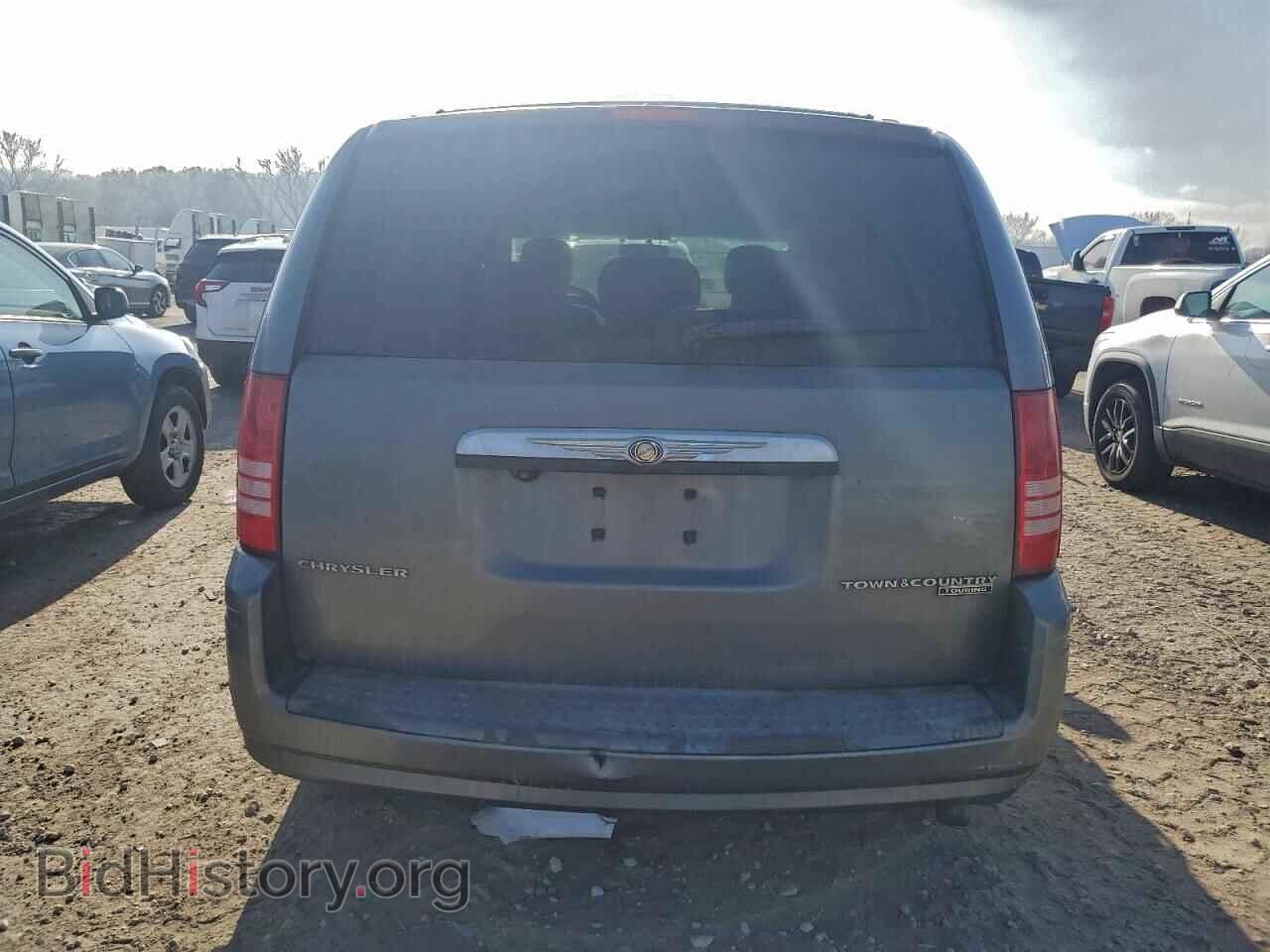 2009 CHRYSLER MINIVAN - VIN: 2A8HR541X9R669395 - Фото 6