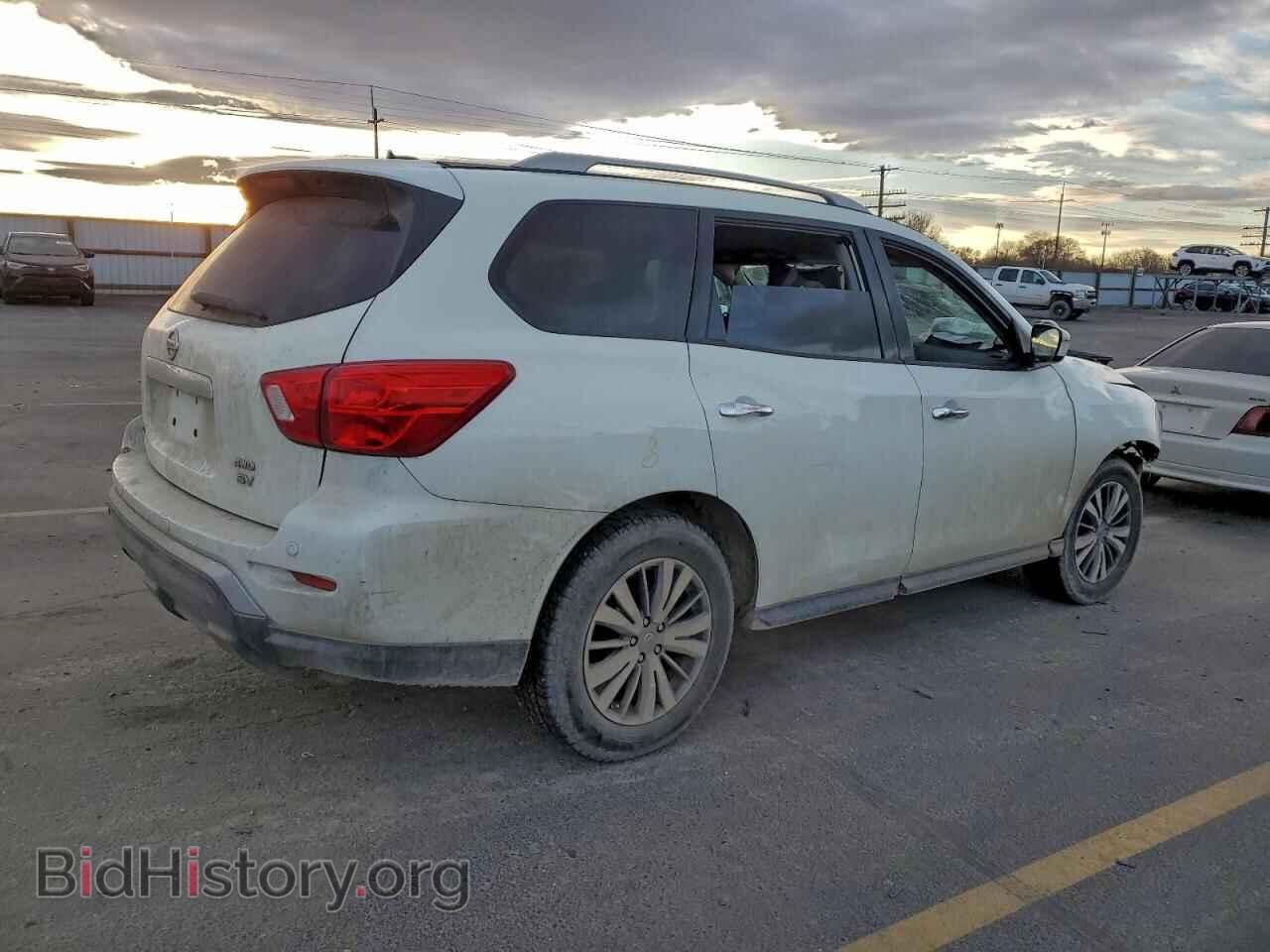 2017 NISSAN PATHFINDER - VIN: 5N1DR2MM4HC661732 - Фото 3
