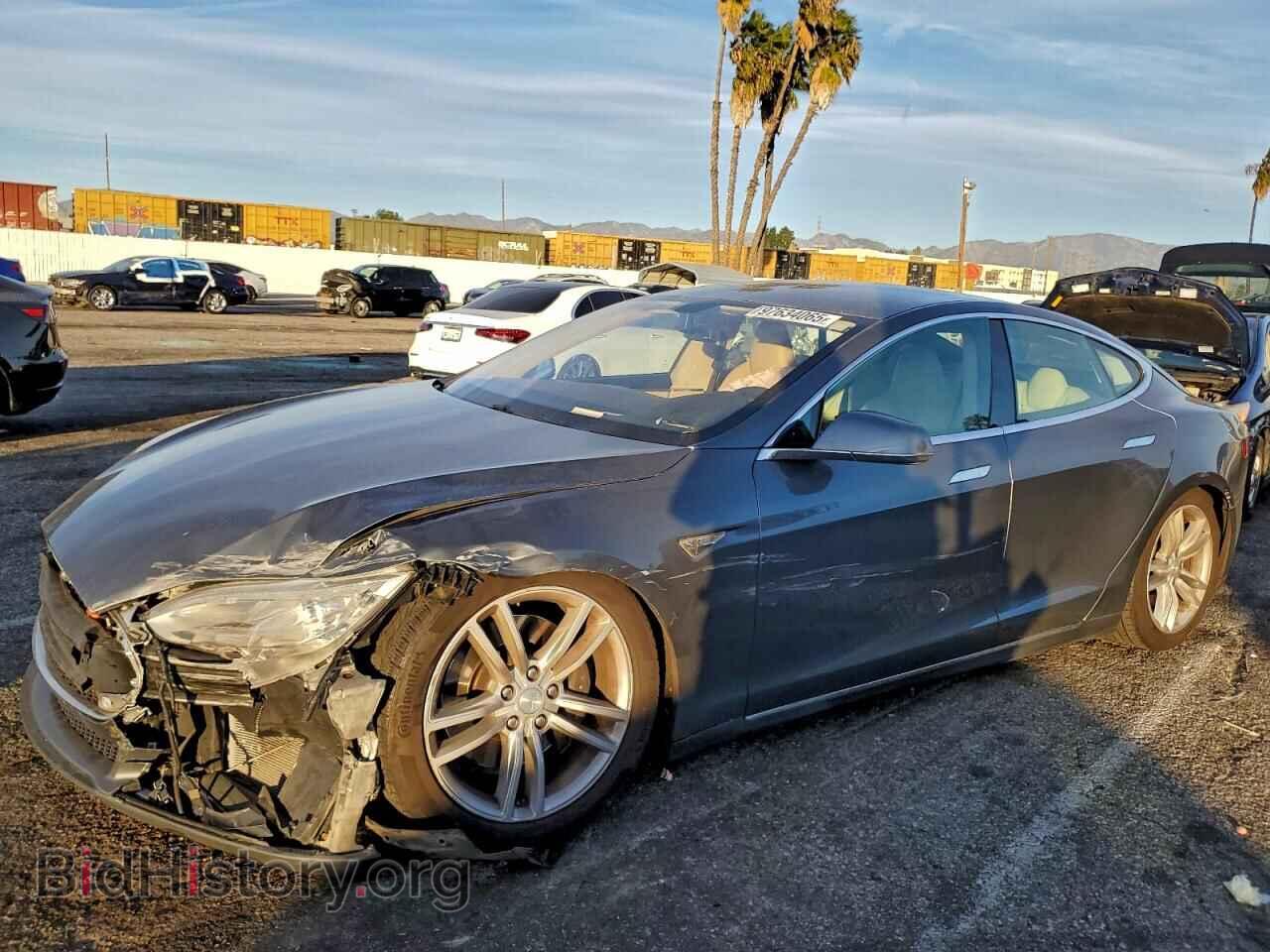 Фотография 5YJSA1AG0DFP08473 - TESLA MODEL S 2013