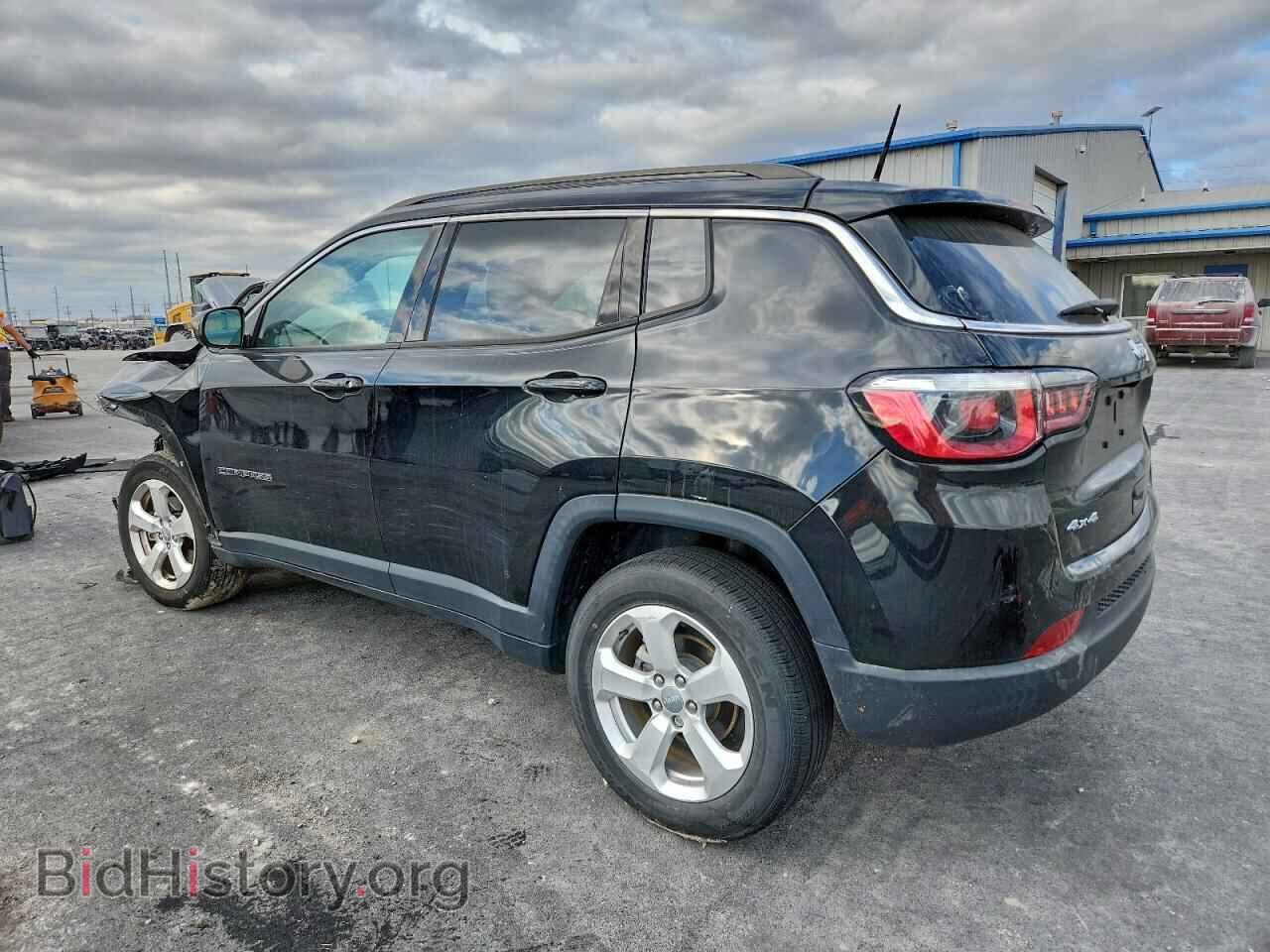 2017 JEEP COMPASS - VIN: 3C4NJDBB7HT665632 - Фото 2