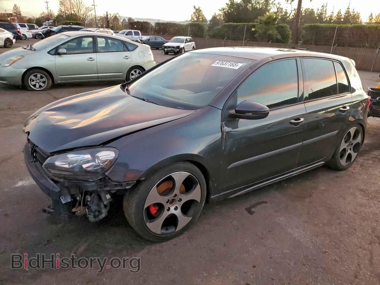 Фотография WVWHD7AJ2BW135357 - VOLKSWAGEN GTI 2011