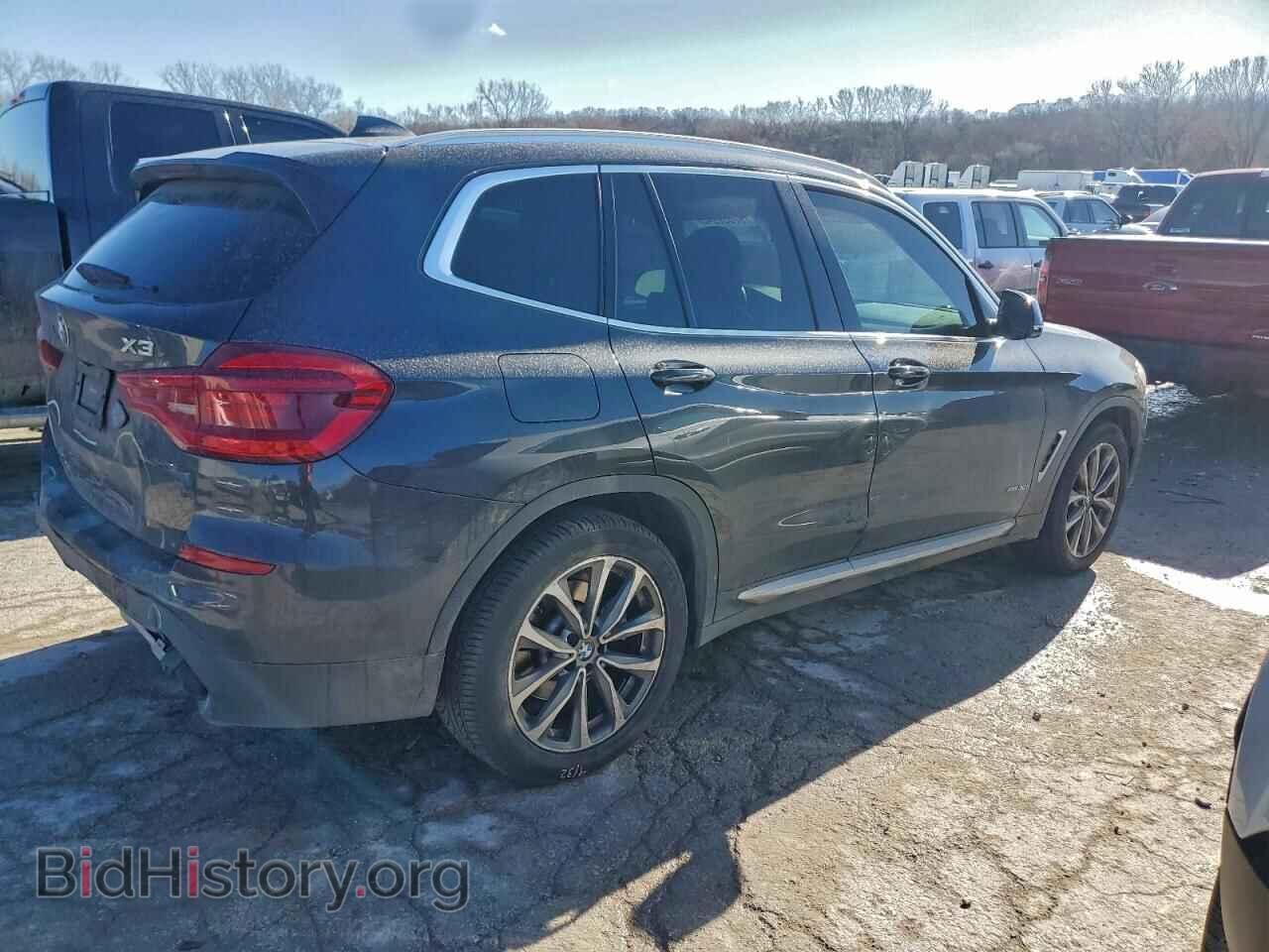 2018 BMW X3 - VIN: 5UXTR9C55JLC72916 - Фото 3