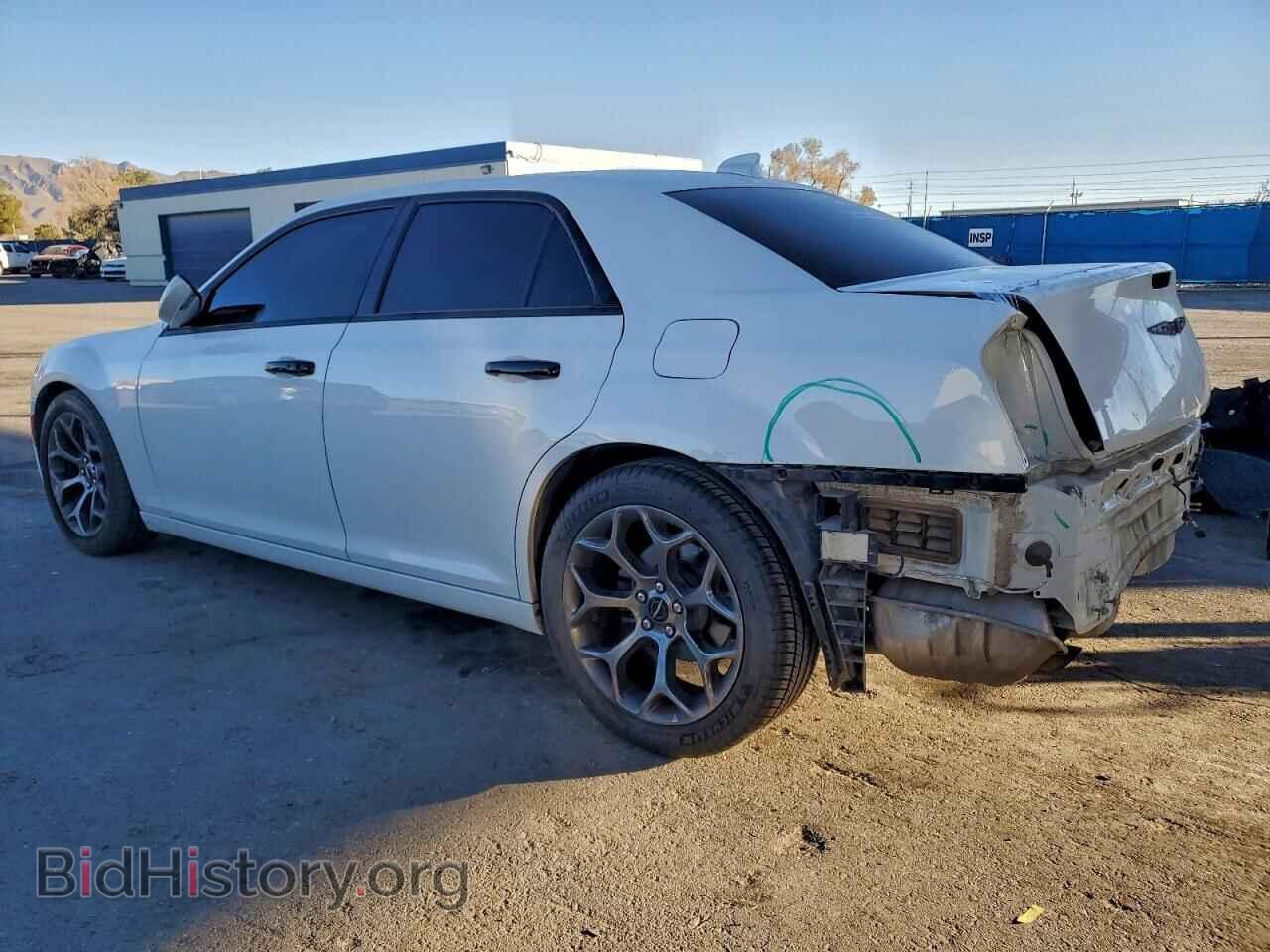 2017 CHRYSLER 300 - VIN: 2C3CCABG6HH653416 - Фото 2