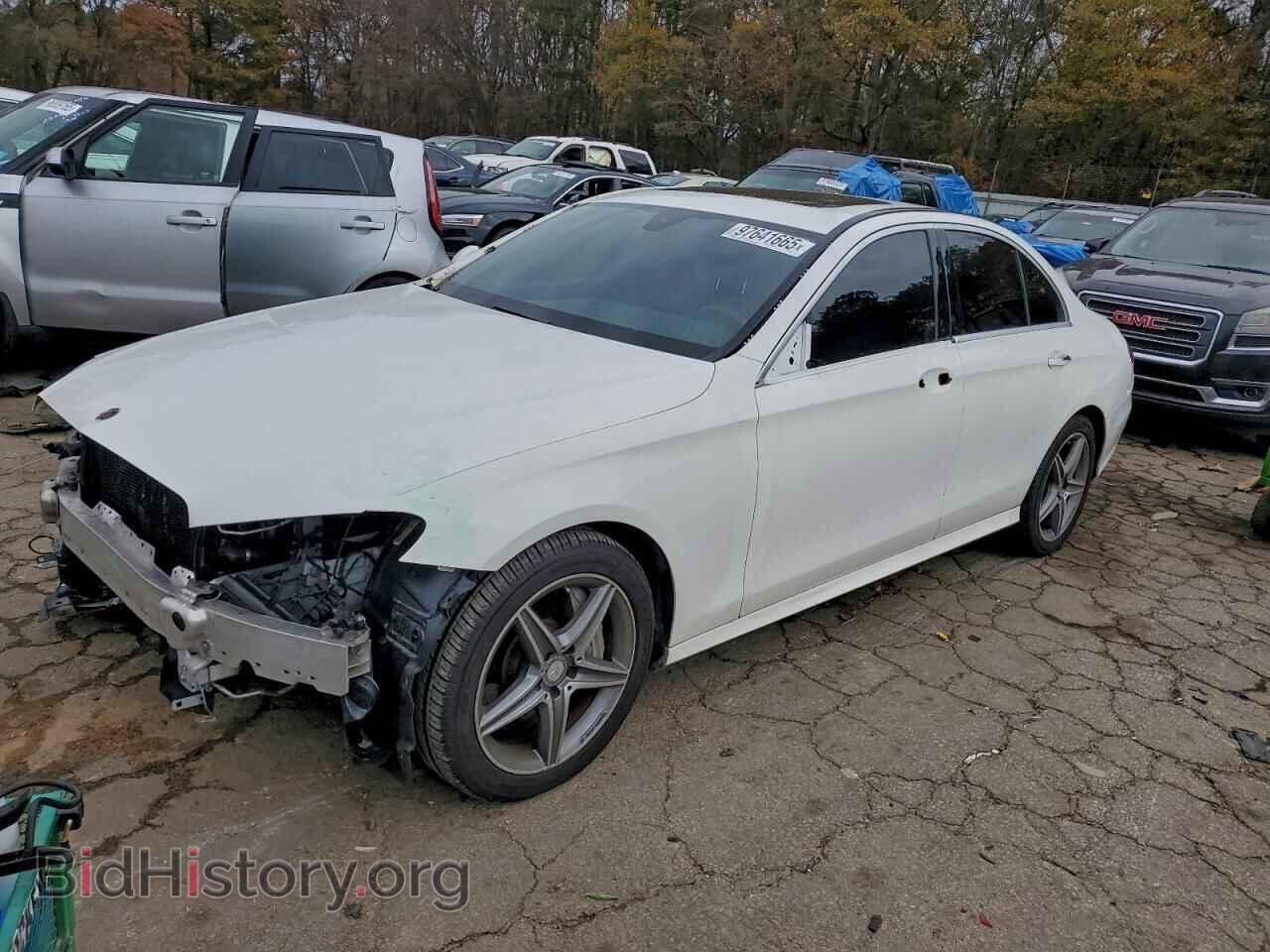 Фотография WDDZF4JB4HA042857 - MERCEDES-BENZ E-CLASS 2017