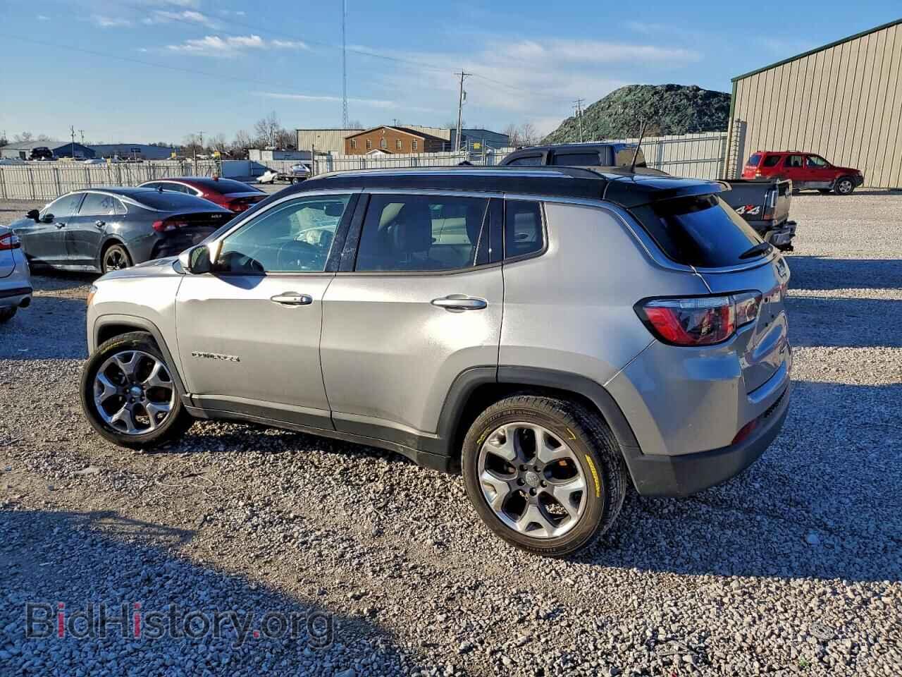 2018 JEEP COMPASS - VIN: 3C4NJCCB5JT351329 - Фото 2