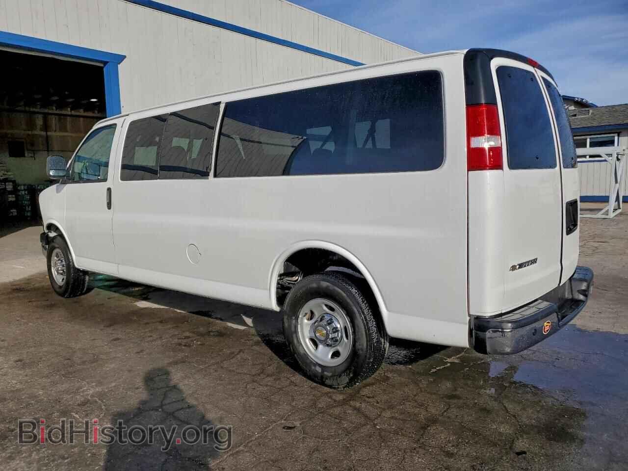 2024 CHEVROLET EXPRESS - VIN: 1GAZGPFP4R1288962 - Фото 2
