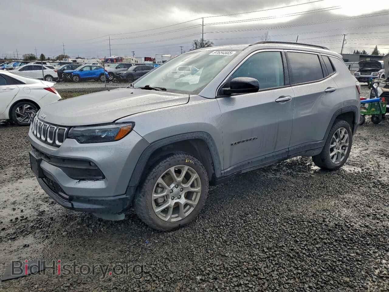 Photo 3C4NJDFB2NT114045 - JEEP COMPASS 2022