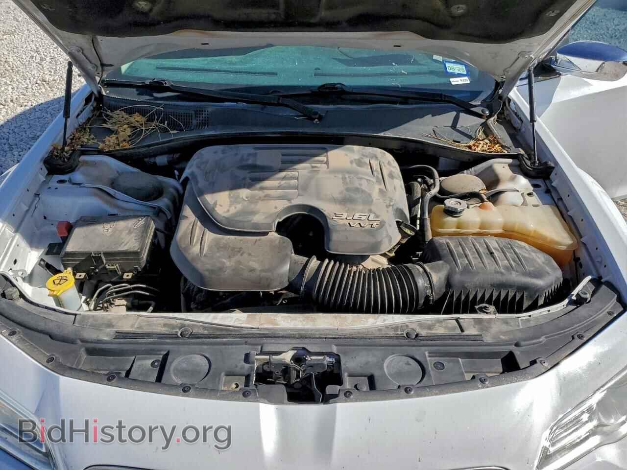 2019 CHRYSLER 300 - VIN: 2C3CCAAG6KH602331 - Фото 11