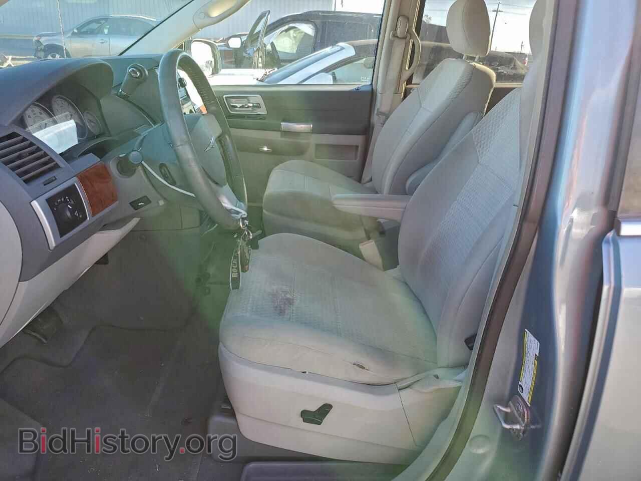 2008 CHRYSLER MINIVAN - VIN: 2A8HR54P98R836820 - Фото 7