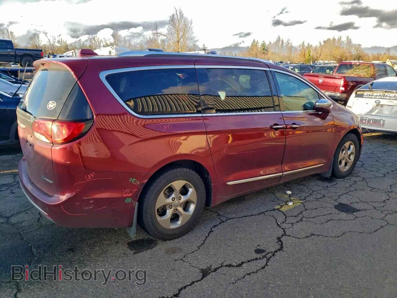2018 CHRYSLER PACIFICA - VIN: 2C4RC1N77JR237859 - Фото 3