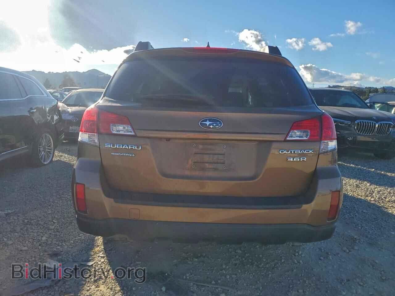 2011 SUBARU OUTBACK - VIN: 4S4BRDHC8B2319685 - Фото 6