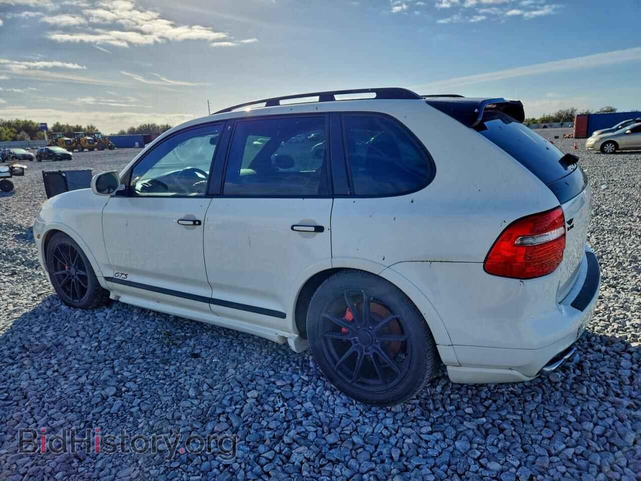 2010 PORSCHE CAYENNE - VIN: WP1AD2AP7ALA61733 - Фото 2
