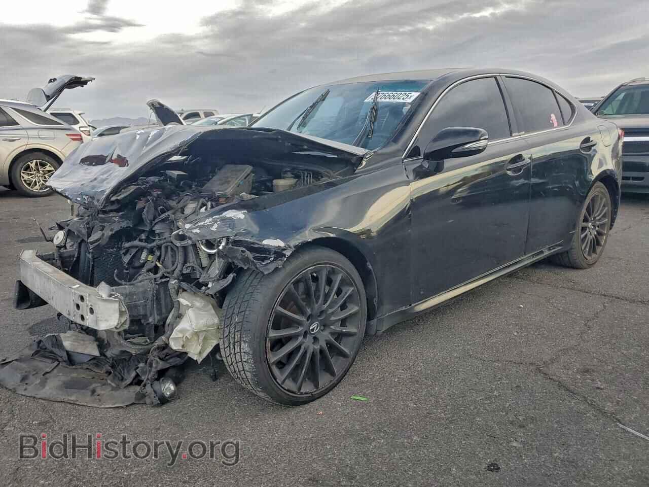 Photo JTHBF5C2XC5168574 - LEXUS IS 2012