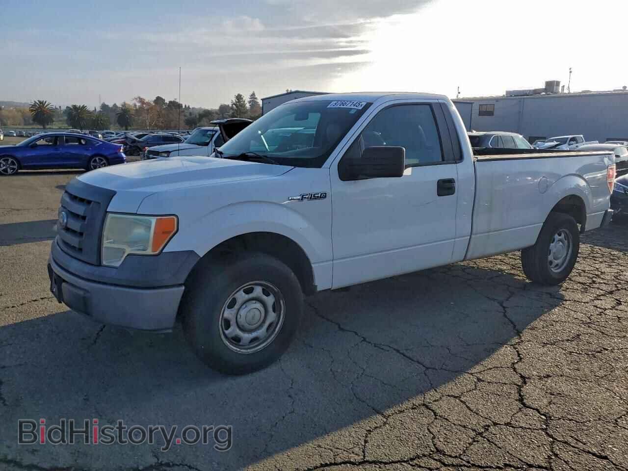 Photo 1FTMF1CW3AKC00592 - FORD All Models 2010